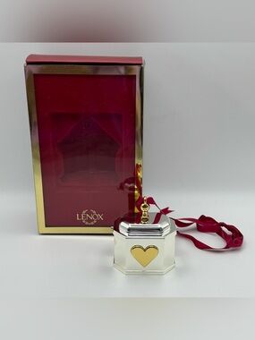 Lenox Kirk Stieff Collections Philanthropy Heart Keepsake Box Christmas Ornament